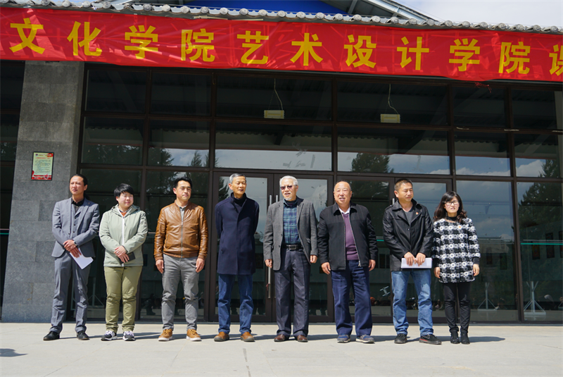 云大旅院艺术设计学院“《传承的力量》必赢bwin线路检测中心体育艺术教育弘扬中华优秀传统文化”暨《东巴绘画艺术》课程汇报展